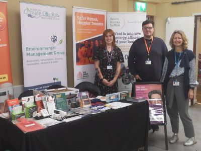 Community energy drop-in providing support and advice on staying warm this winter